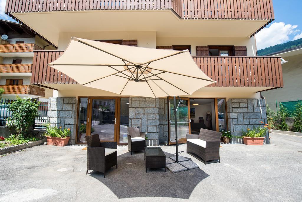 Residence Alpen Casavacanze Pinzolo Exterior photo