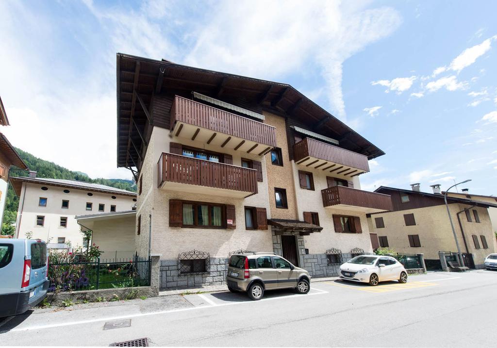 Residence Alpen Casavacanze Pinzolo Exterior photo